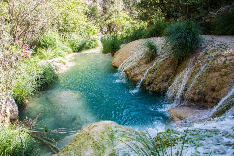 Hiking-Polilimnio-Waterfalls-85481