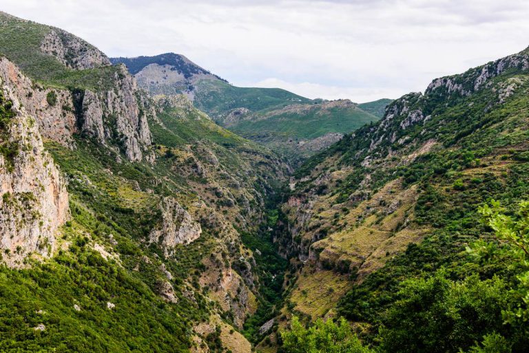 Hiking-Ridomo-Gorge-2