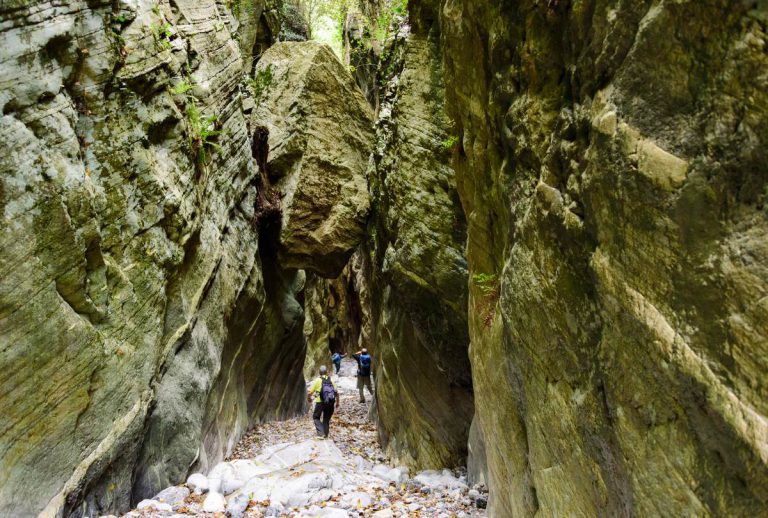 Hiking-Ridomo-Gorge-6027