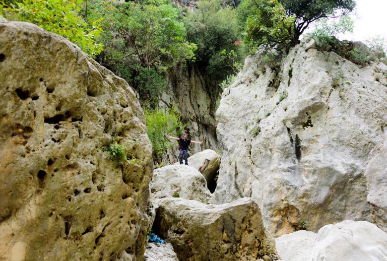 Hiking-Ridomo-Gorge-6111