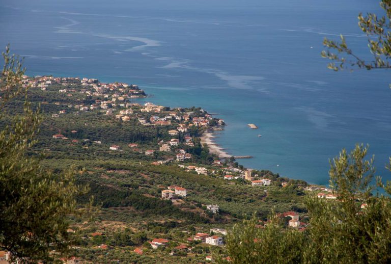 Hiking-over-Kalamata-0148