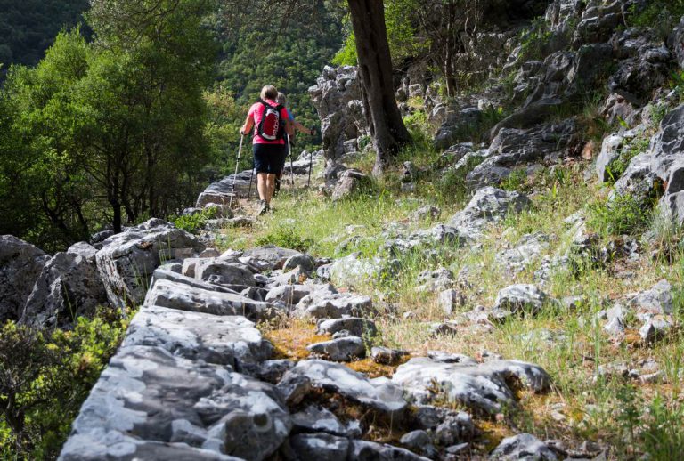 Hiking-over-Kalamata-0353